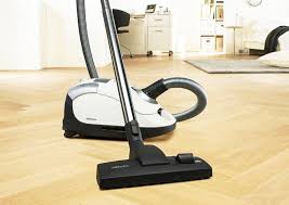Best Vacuum for Hardwood & Ceramic Tile Floors